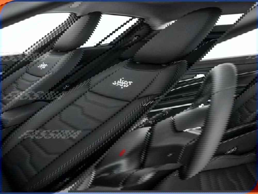 Jeep Avenger nuova a Milano (8)