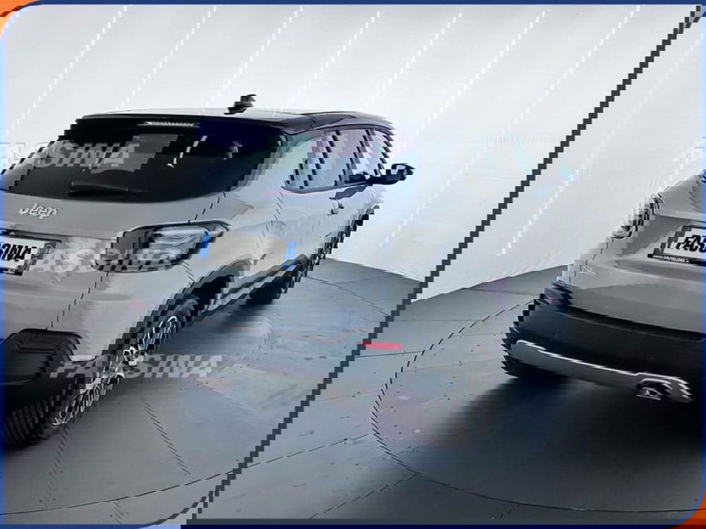 Jeep Avenger nuova a Milano (6)