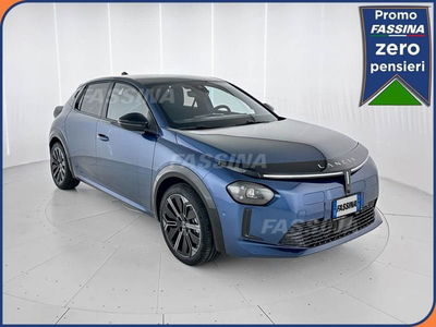 Lancia Ypsilon 51kWh Edizione Cassina del 2024 usata a Milano