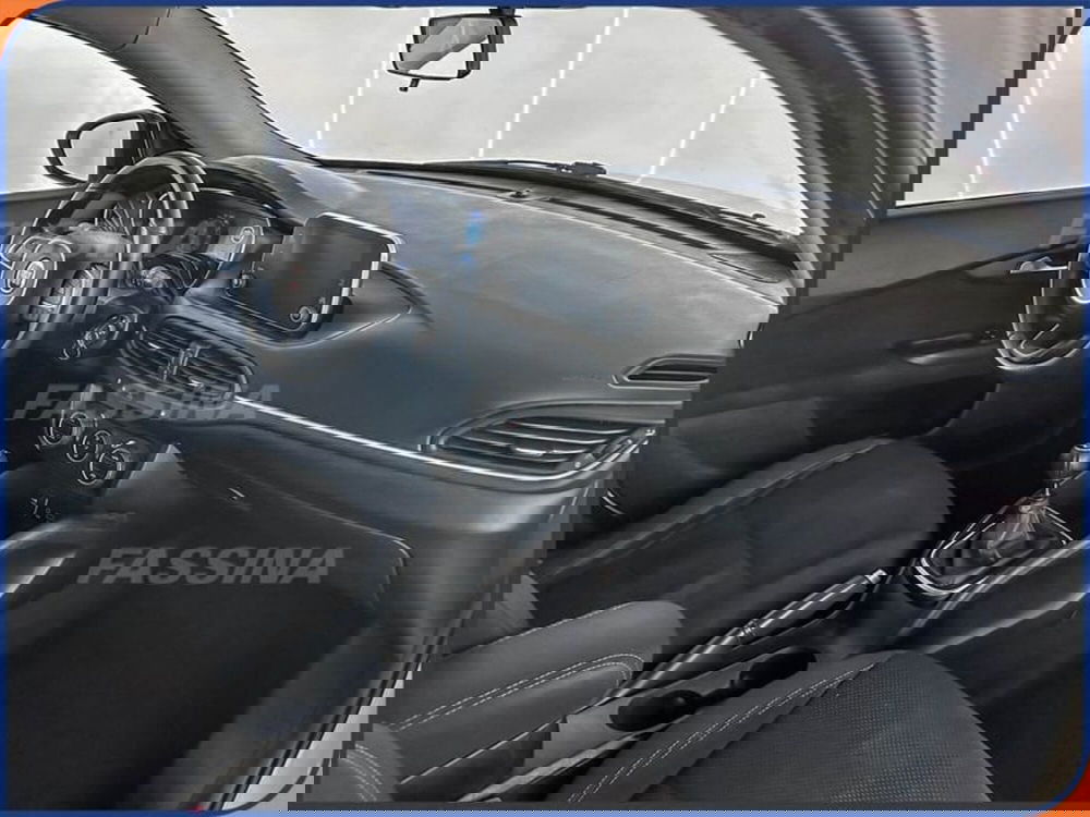 Fiat Tipo Station Wagon usata a Milano (12)