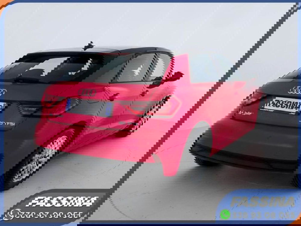 Audi A1 Sportback usata a Milano (6)