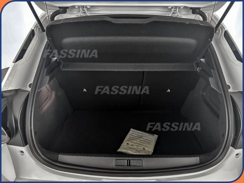 Lancia Ypsilon usata a Milano (11)