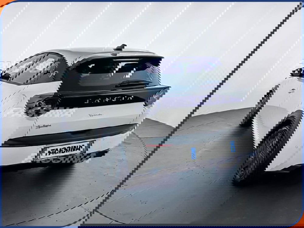 Lancia Ypsilon usata a Milano (4)