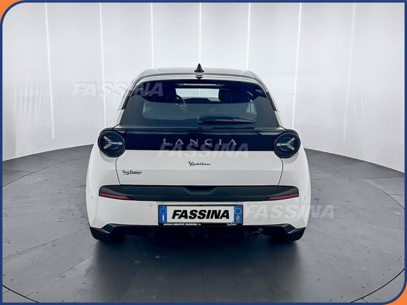 Lancia Ypsilon usata a Milano (5)