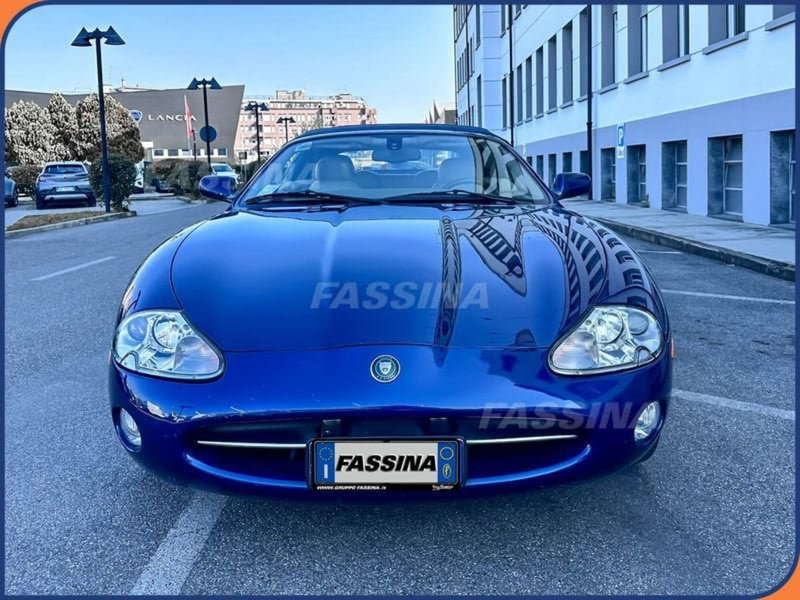 Jaguar XK usata a Milano (3)