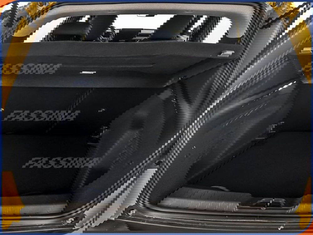 Jeep Avenger nuova a Milano (11)