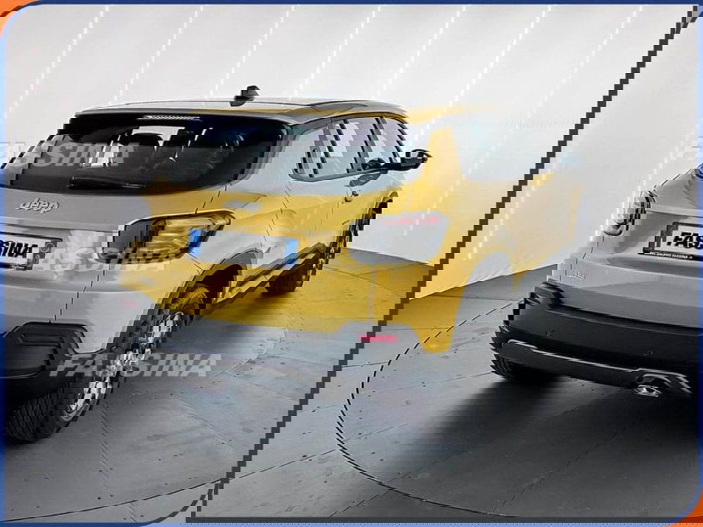 Jeep Avenger nuova a Milano (6)