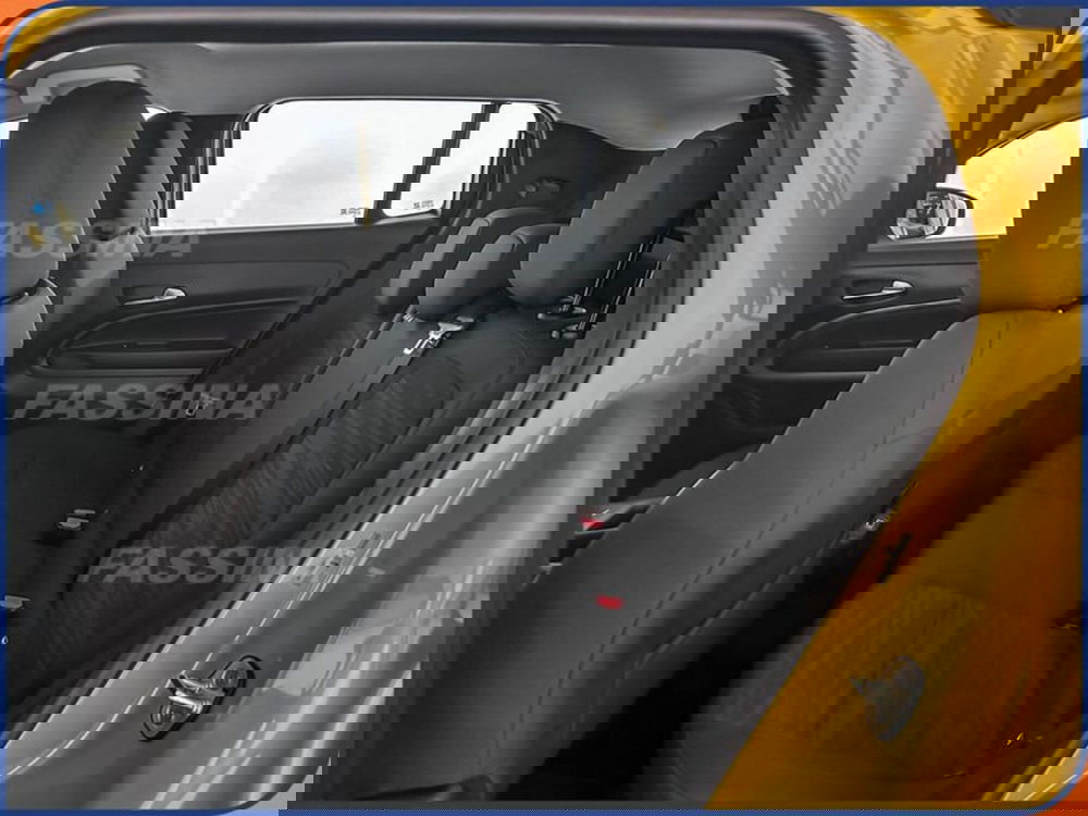 Jeep Avenger nuova a Milano (10)