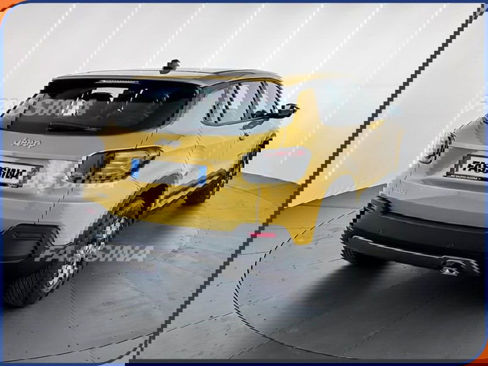 Jeep Avenger nuova a Milano (6)