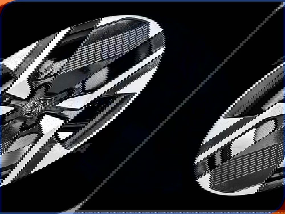 Peugeot 2008 nuova a Milano (7)