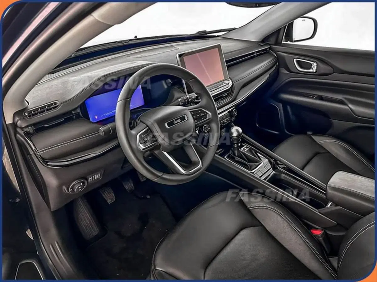 Jeep Compass usata a Milano (9)