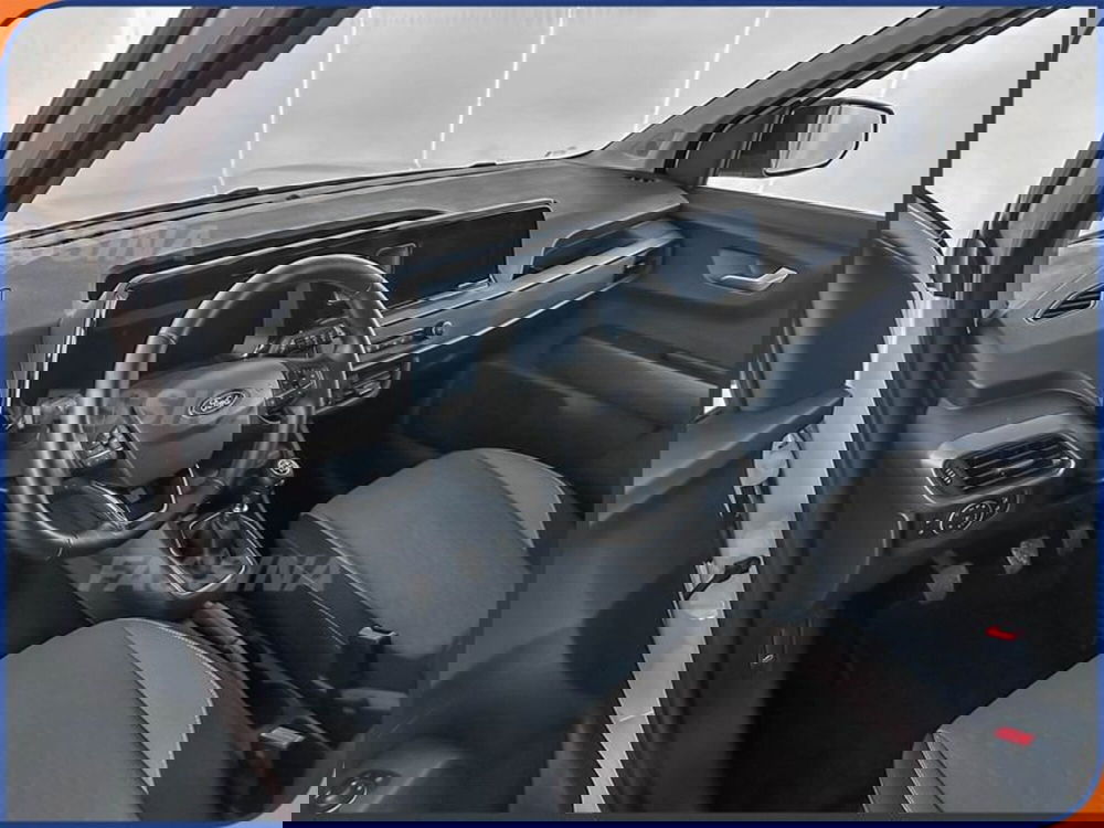 Ford Tourneo Courier usata a Milano (9)