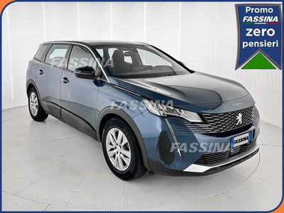 Peugeot 5008 PureTech Turbo 130 S&amp;S EAT8 Active Pack del 2023 usata a Milano