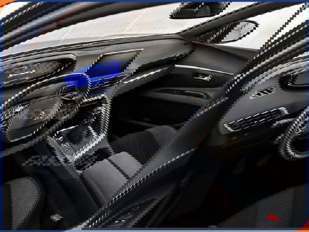 Peugeot 5008 usata a Milano (9)