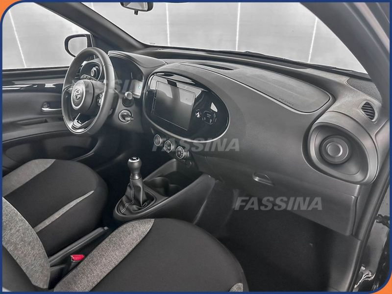 Toyota Aygo X nuova a Milano (12)