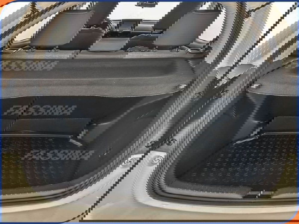 Toyota Yaris usata a Milano (11)