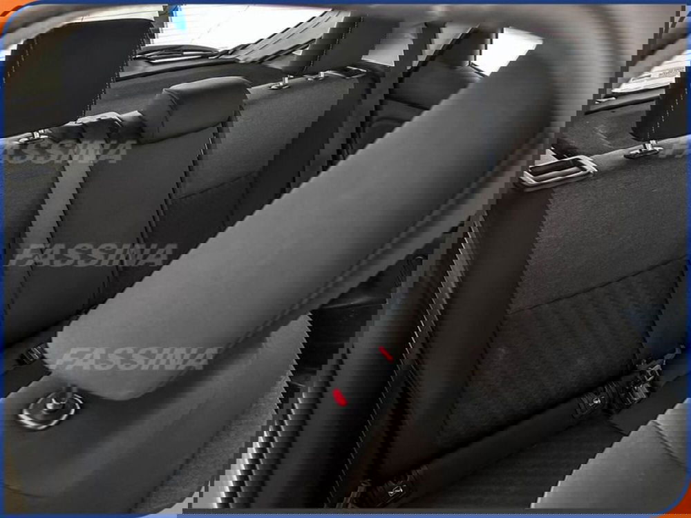 Toyota Yaris usata a Milano (12)