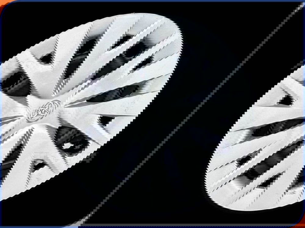 Toyota Yaris usata a Milano (7)