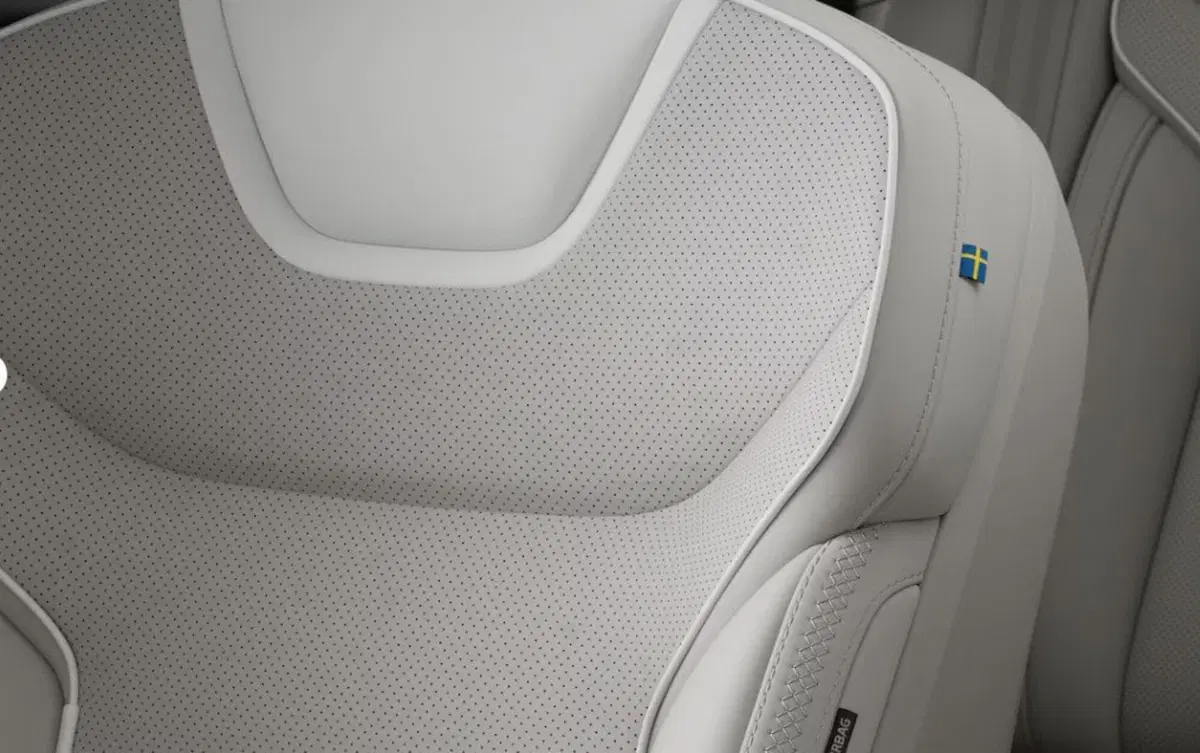 Volvo ES90 nuova a Milano (13)