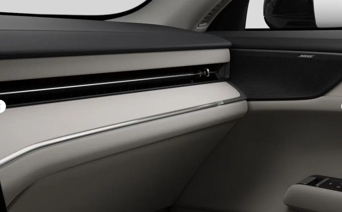 Volvo ES90 nuova a Milano (15)