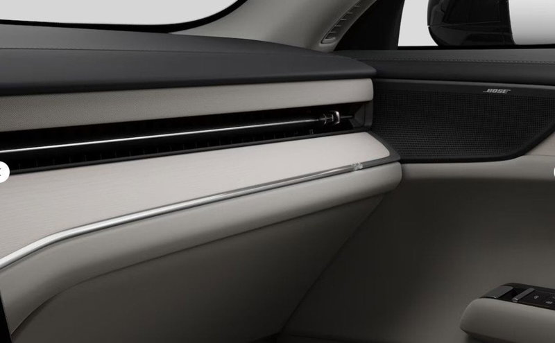 Volvo ES90 nuova a Milano (15)