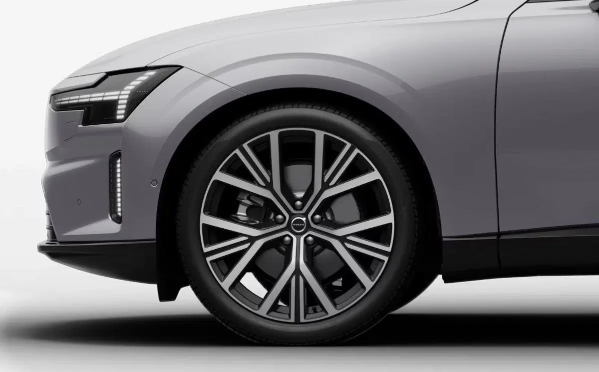Volvo ES90 nuova a Milano (8)