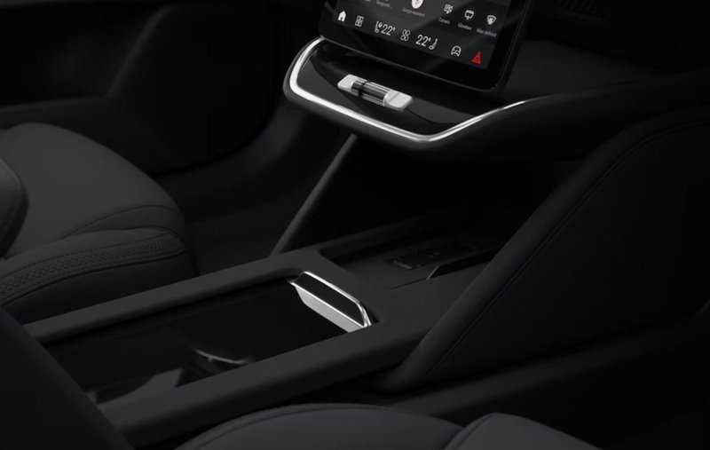Volvo ES90 nuova a Milano (13)