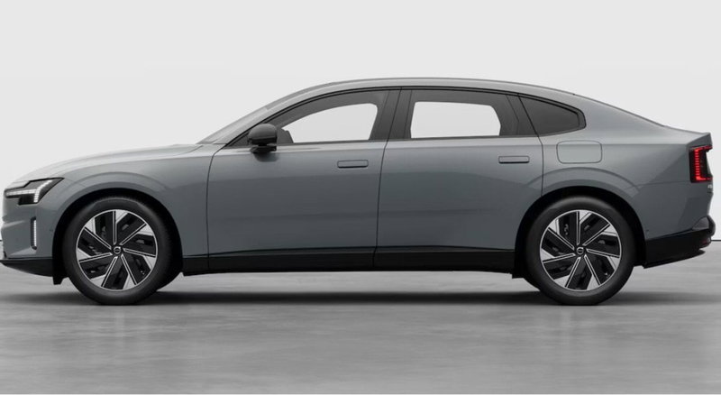 Volvo ES90 nuova a Milano (2)