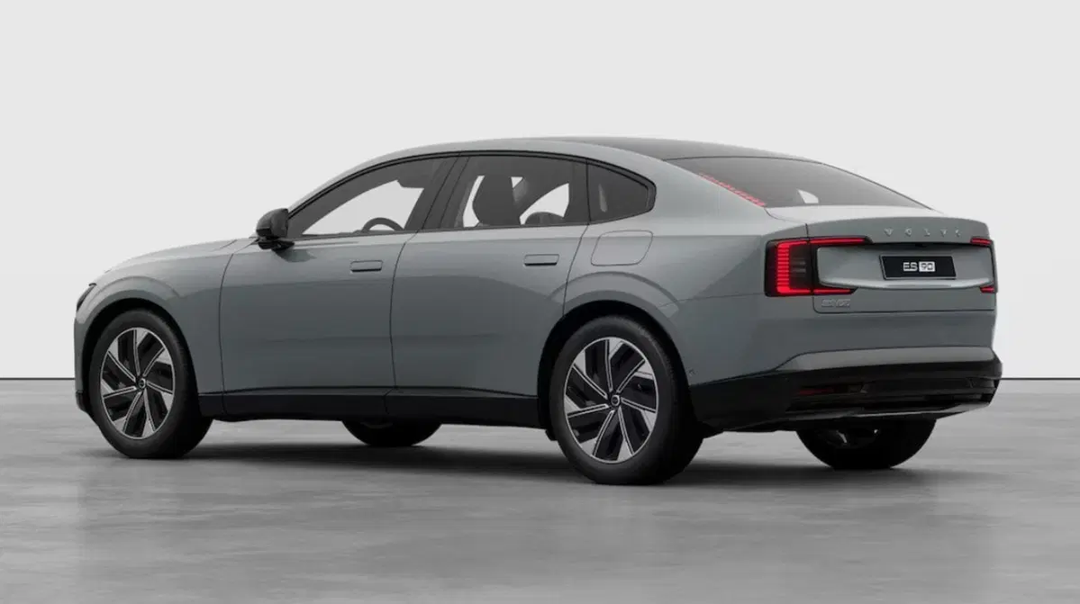 Volvo ES90 nuova a Milano (3)