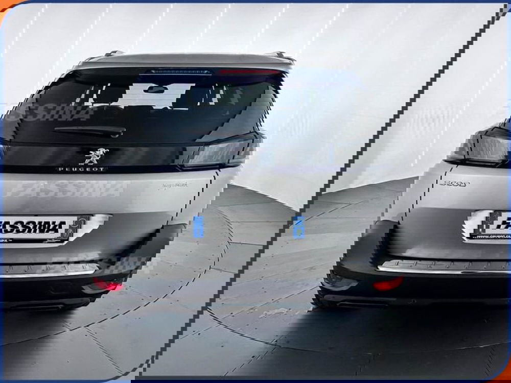 Peugeot 5008 usata a Milano (5)