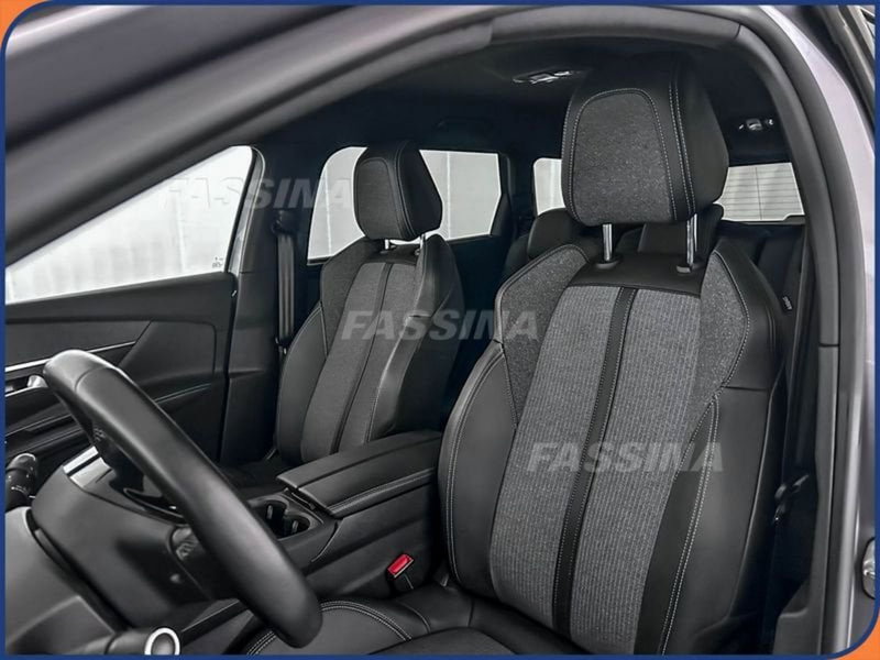 Peugeot 5008 usata a Milano (8)