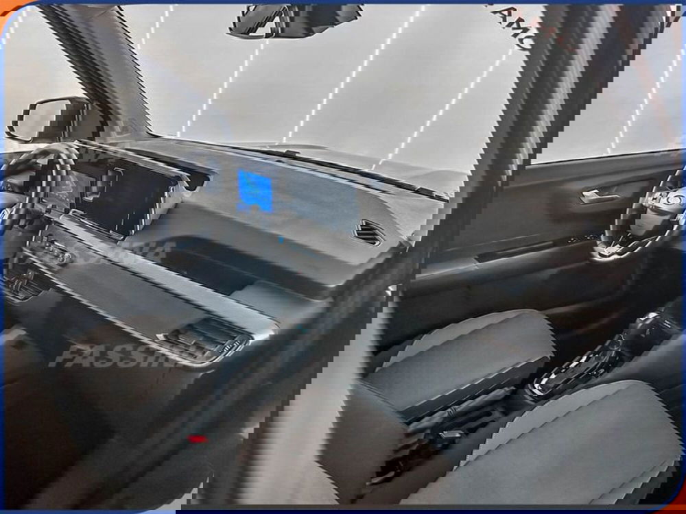 Ford Tourneo Courier usata a Milano (12)