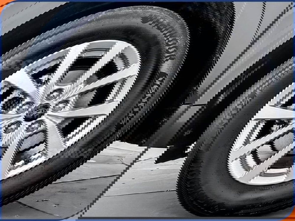 Ford Tourneo Courier usata a Milano (7)