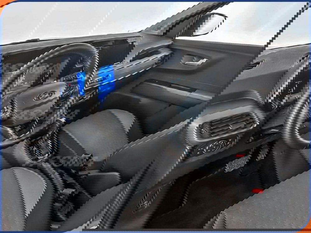 Ford Tourneo Courier usata a Milano (9)