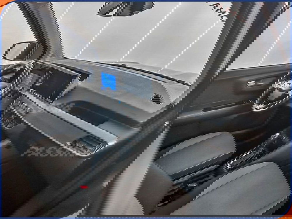 Ford Tourneo Courier usata a Milano (12)