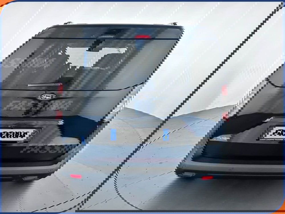 Ford Tourneo Courier usata a Milano (5)