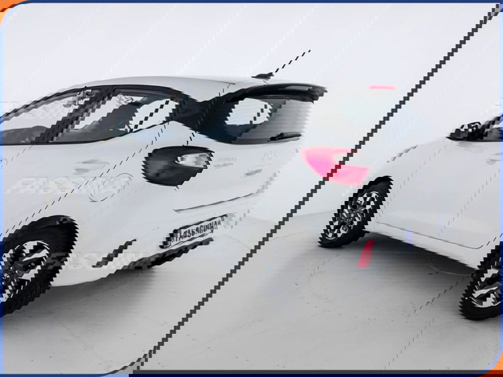 Hyundai i10 nuova a Milano (4)