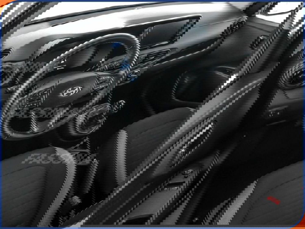 Hyundai i10 nuova a Milano (8)