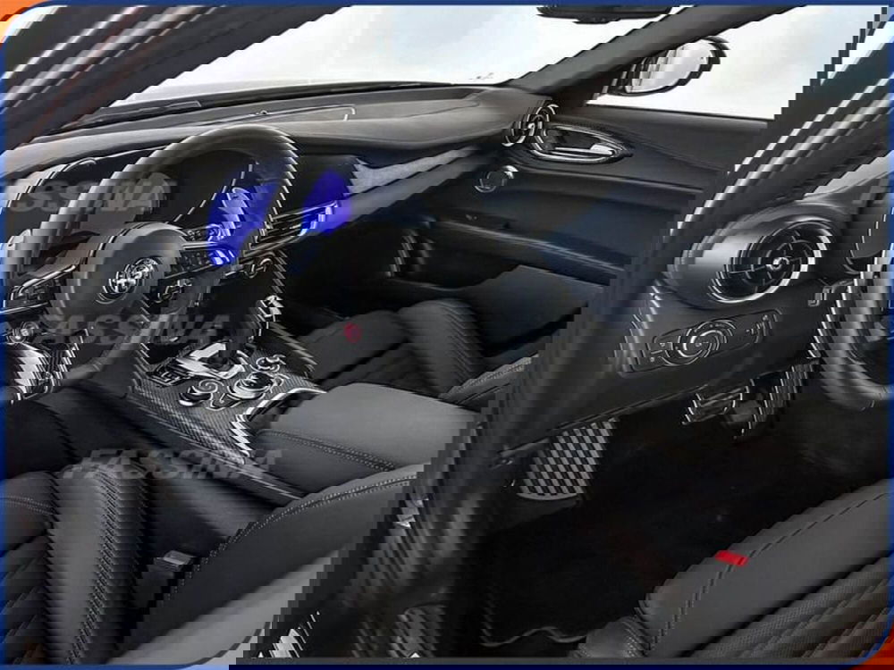 Alfa Romeo Giulia usata a Milano (8)