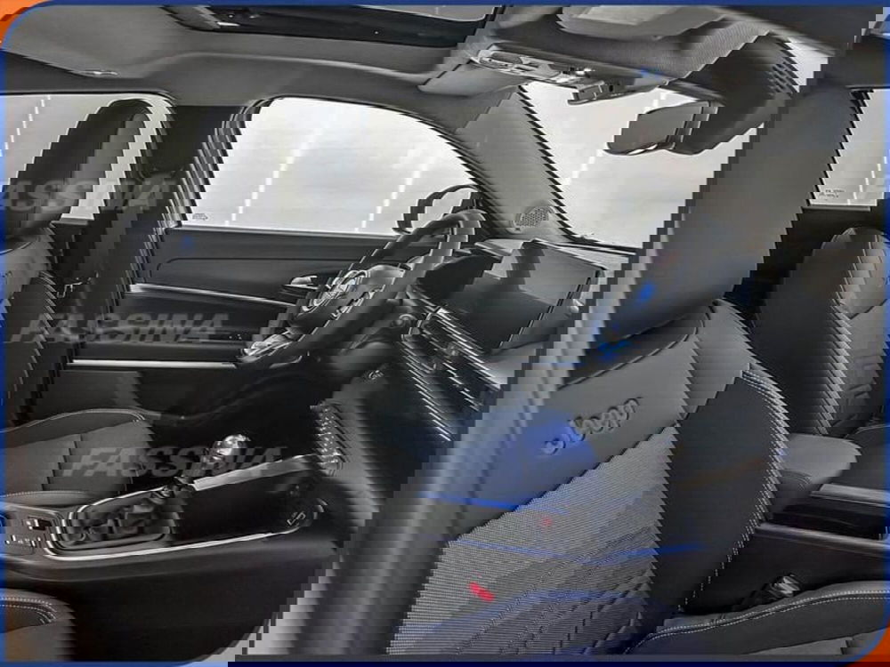 Jeep Avenger nuova a Milano (14)