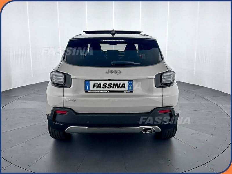 Jeep Avenger nuova a Milano (5)