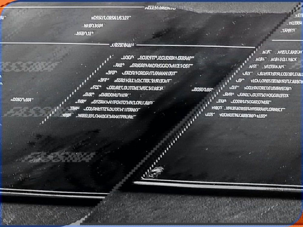 Ferrari 296 Coupé usata a Milano (14)