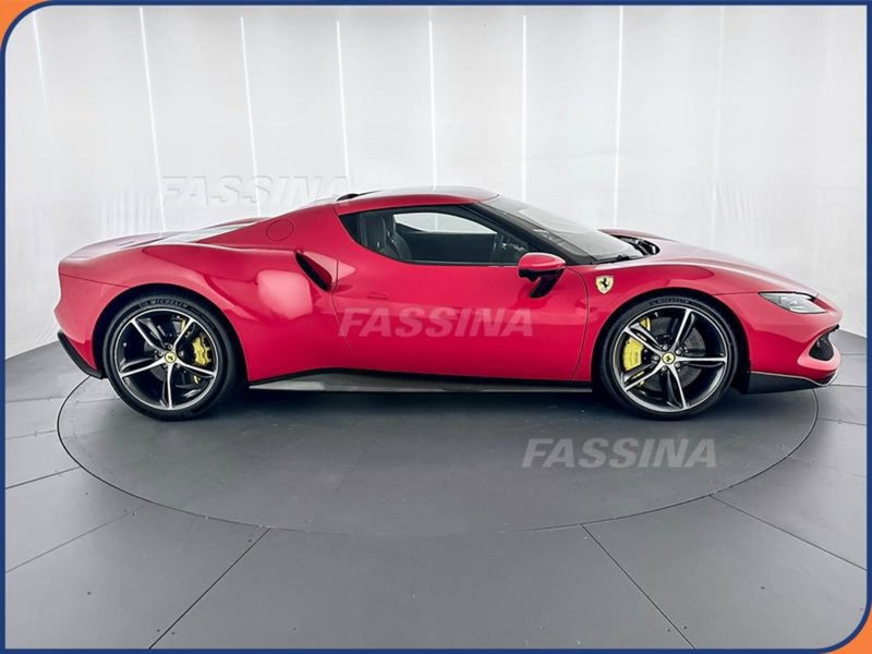 Ferrari 296 Coupé usata a Milano (4)