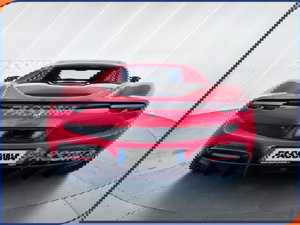 Ferrari 296 Coupé usata a Milano (6)