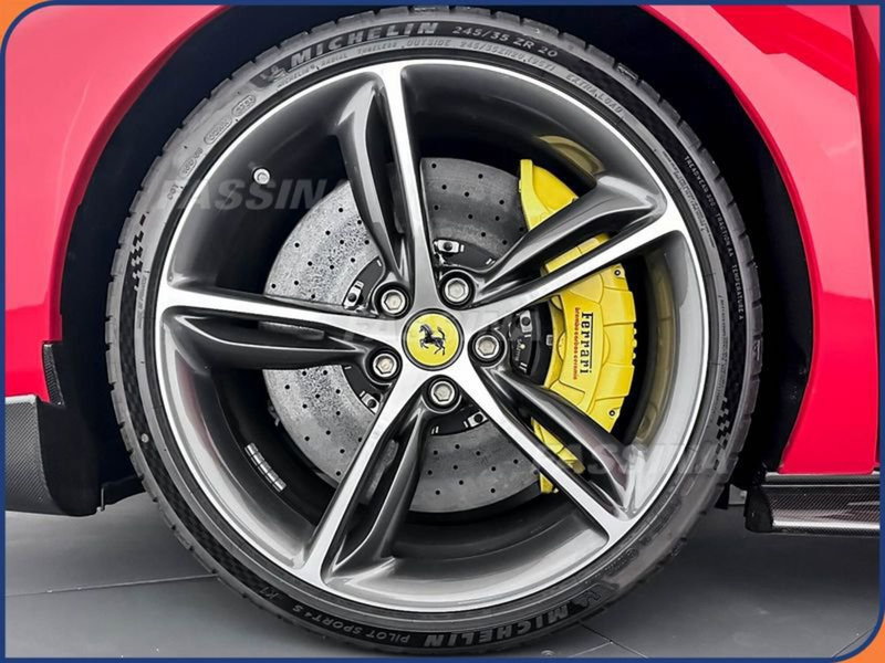 Ferrari 296 Coupé usata a Milano (8)