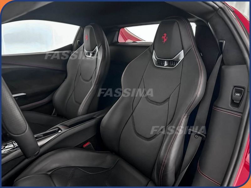 Ferrari 296 Coupé usata a Milano (9)