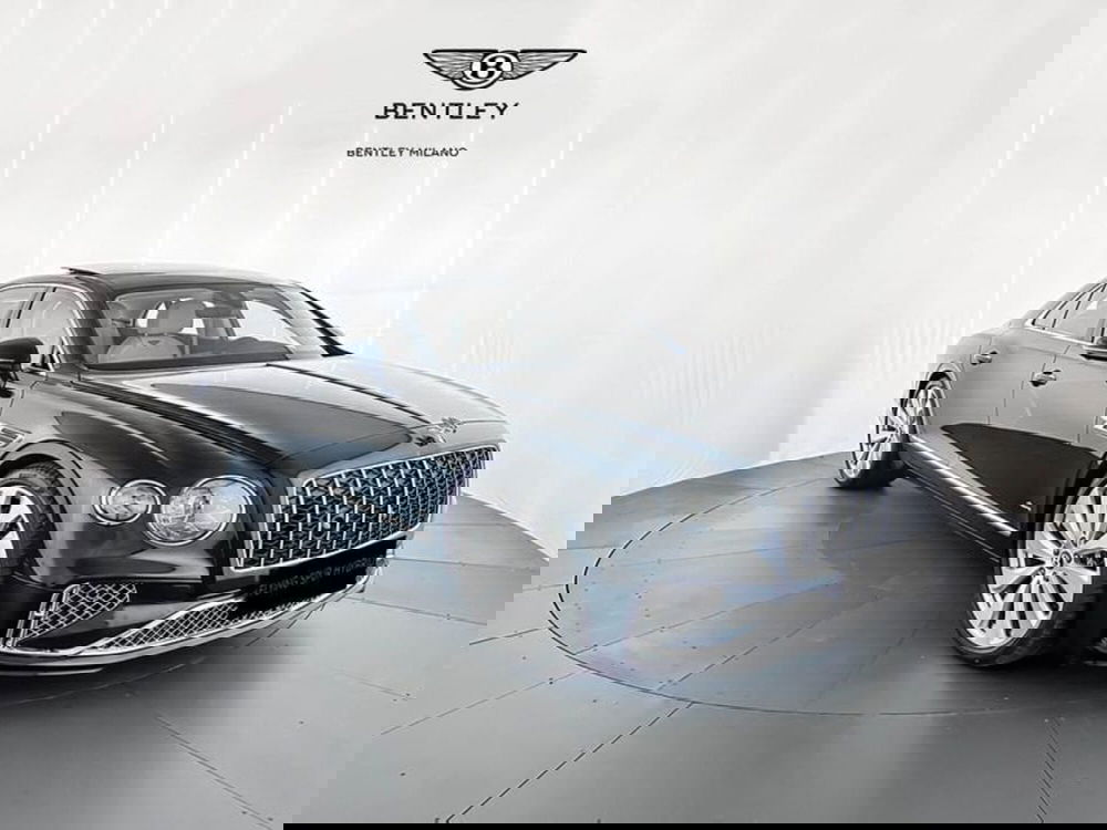 Bentley Flying Spur nuova a Milano