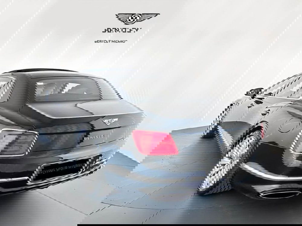 Bentley Flying Spur nuova a Milano (5)