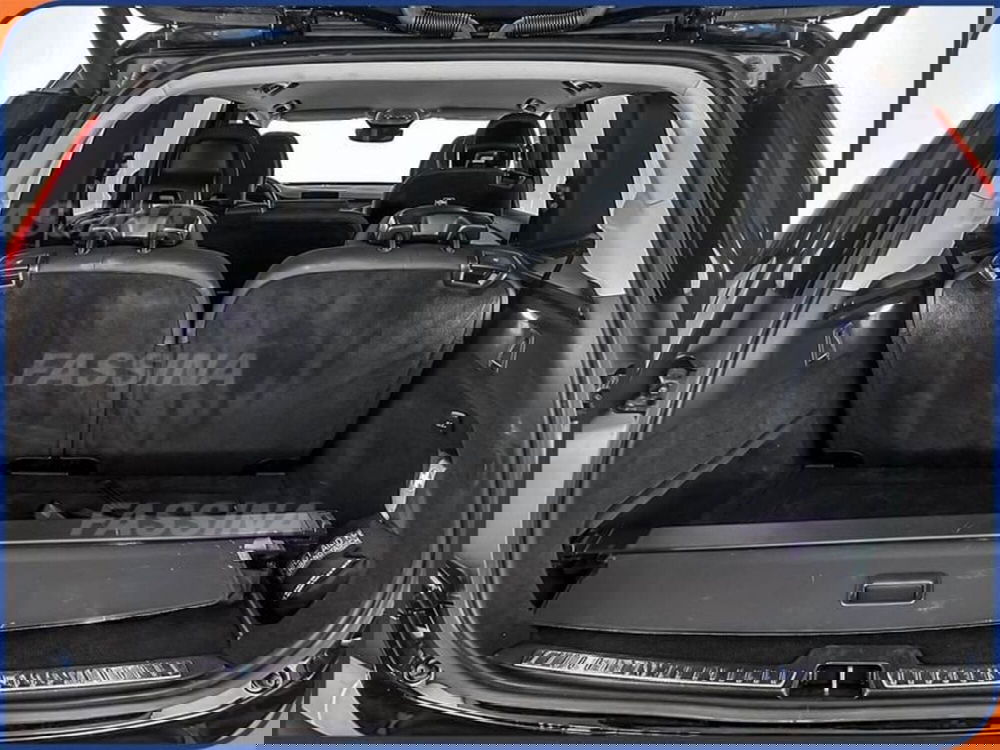 Volvo XC90 usata a Milano (12)