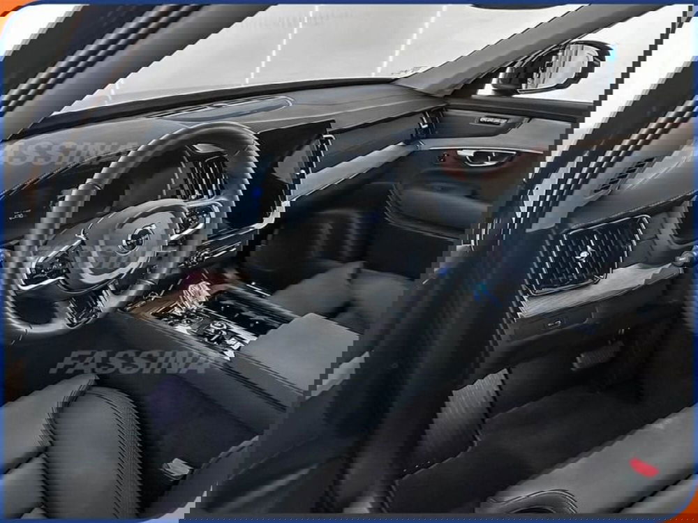 Volvo XC90 usata a Milano (9)